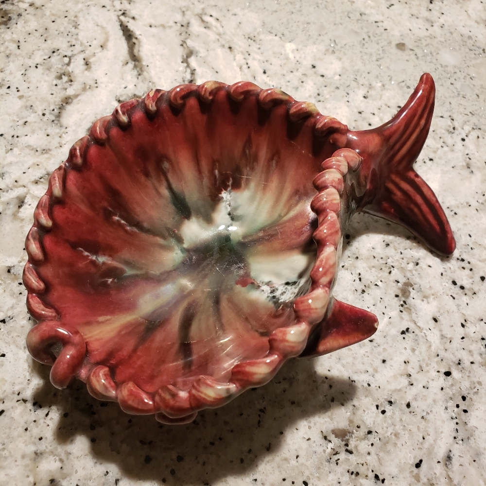 Hand sculpted fish trinket or snack dish.  Made in Italy.